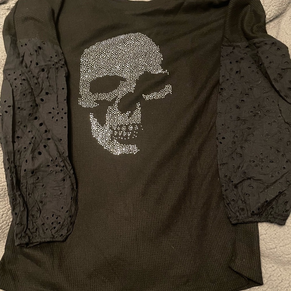 Black Skull Embellished Top